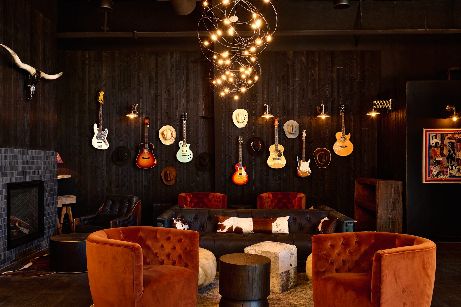 Hawkeye & Huckleberry Lounge dining room in Bend, Oregon
